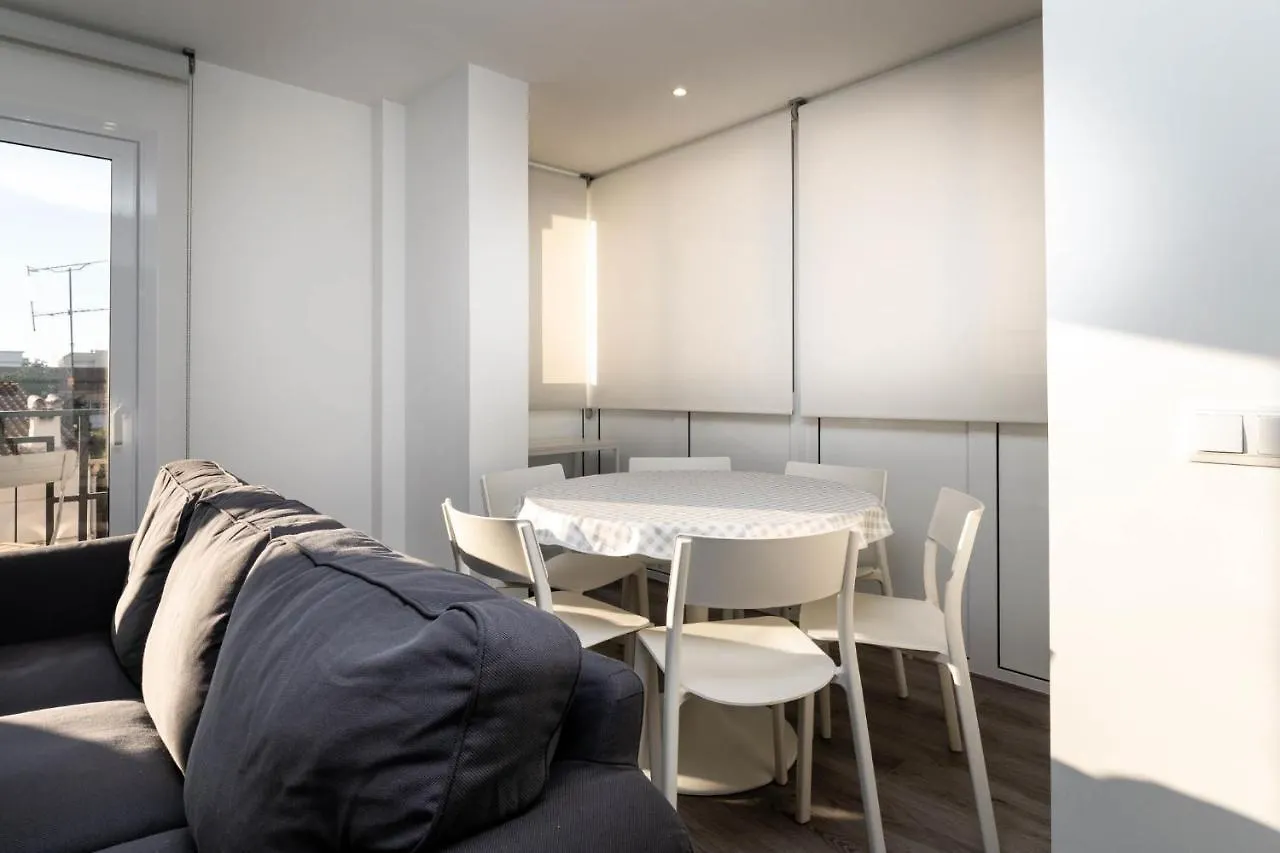 At123 Reformado, En El Centro Del Pueblo, Solamente 500M De La Playa Apartment Torredembarra