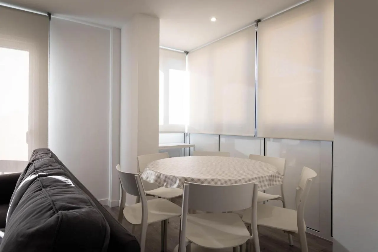 At123 Reformado, En El Centro Del Pueblo, Solamente 500M De La Playa Apartment Torredembarra 0*,