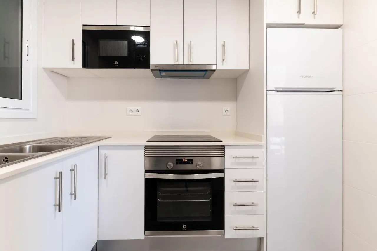 At123 Reformado, En El Centro Del Pueblo, Solamente 500M De La Playa Apartment Torredembarra